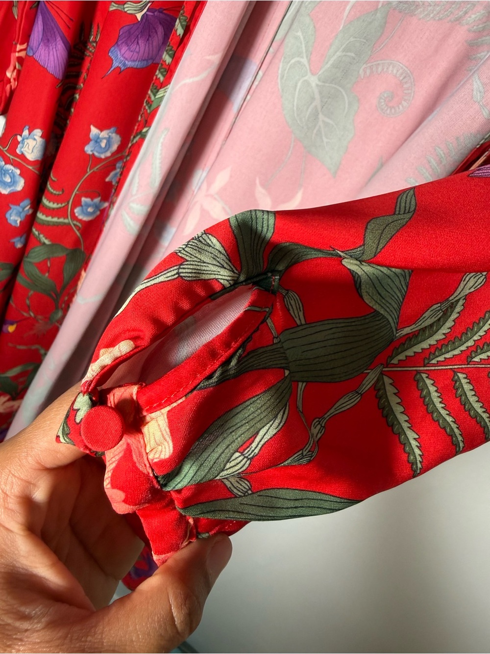 H&M Tropical Red Floral Midi True Wrap Dress Long Sleeves Women’s Size 6 - Picture 13 of 16